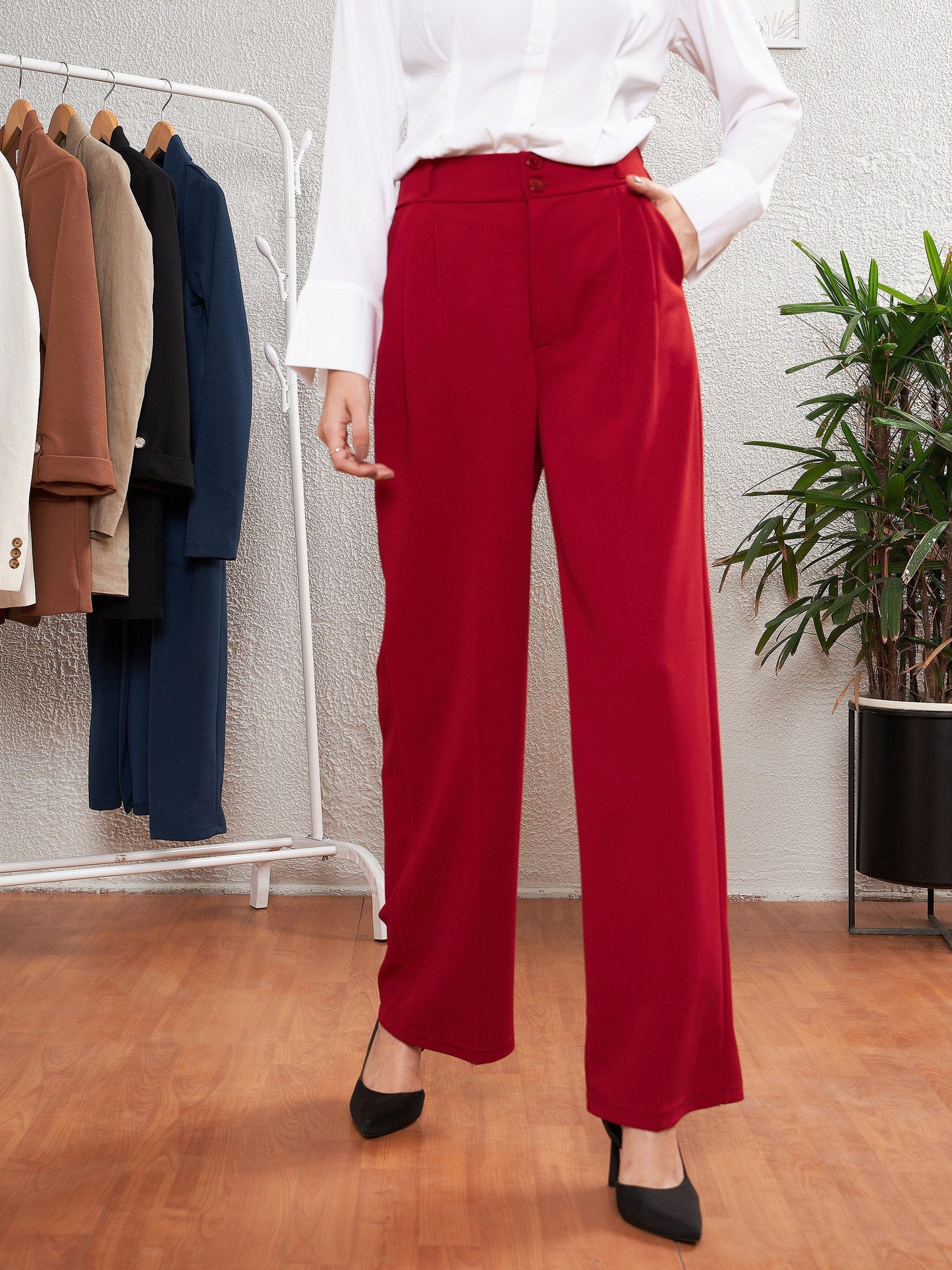 Women's Red Pleated Straight Pants