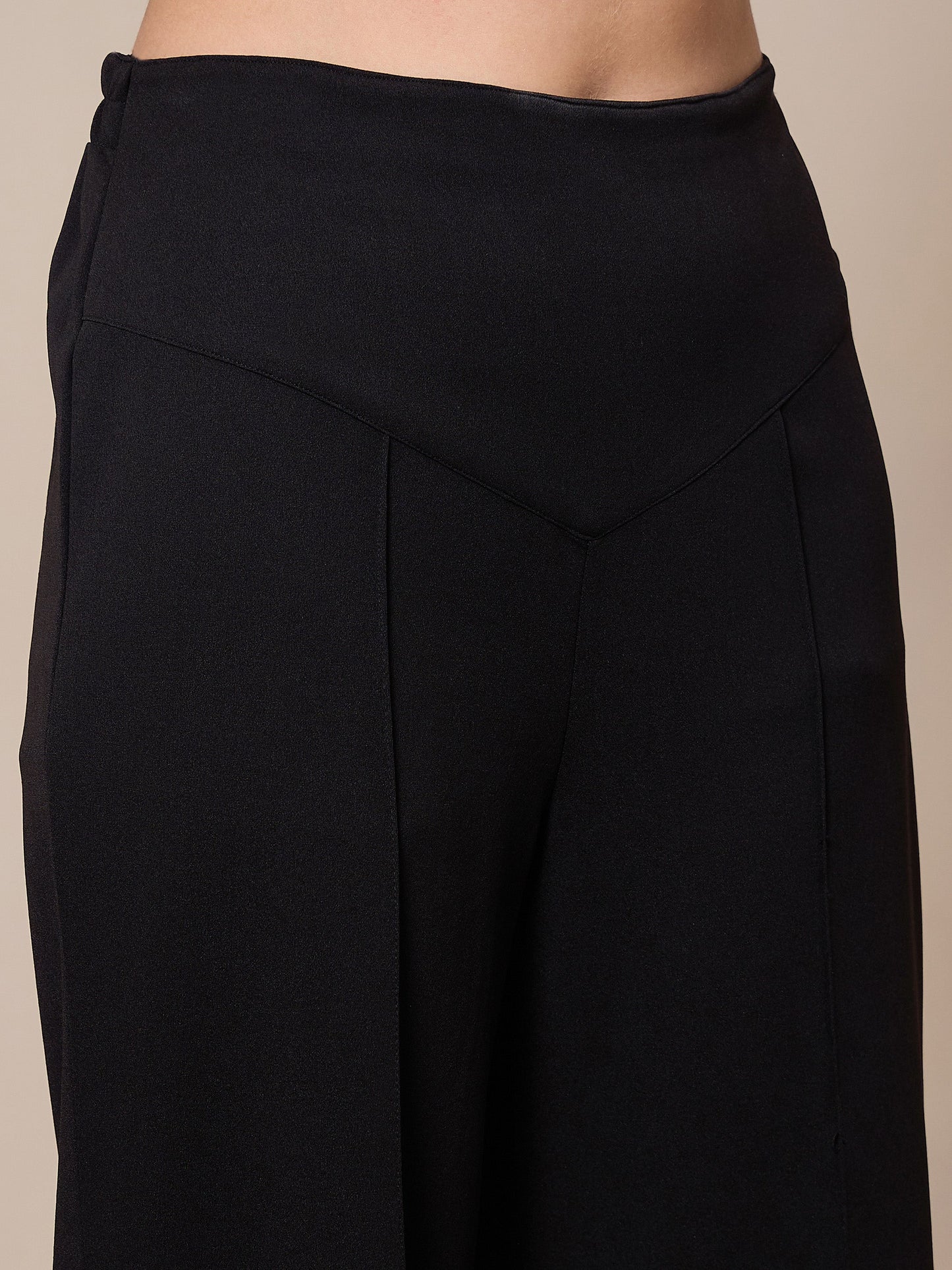 Women's Black Solid Pant