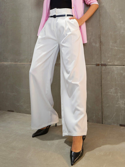 Women's White Front Pleated High Rise Pan