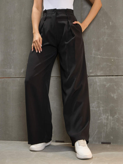 Women's Black Front Pleated High Rise Pan