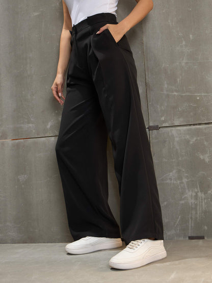 Women's Black Front Pleated High Rise Pan