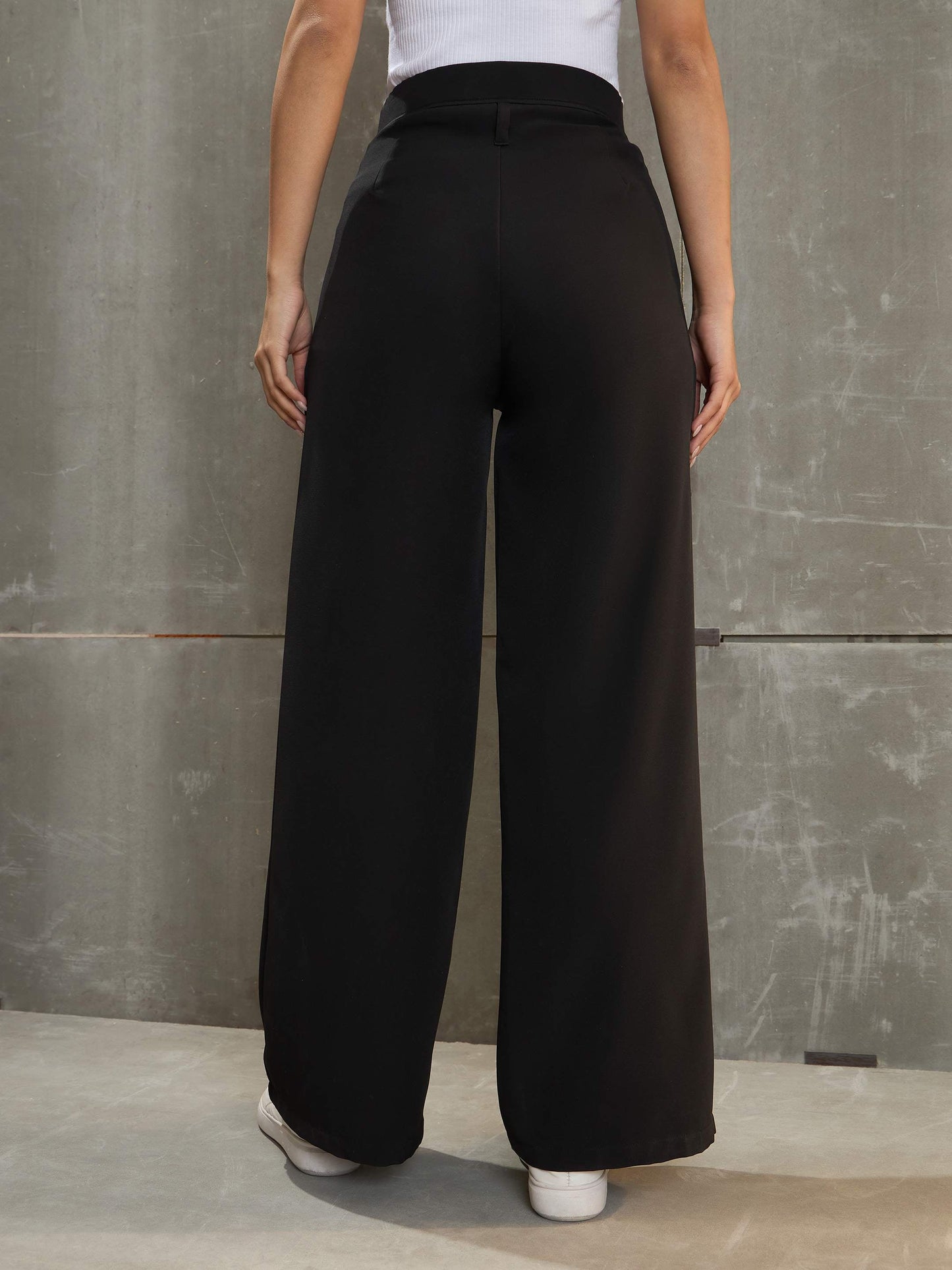 Women's Black Front Pleated High Rise Pan