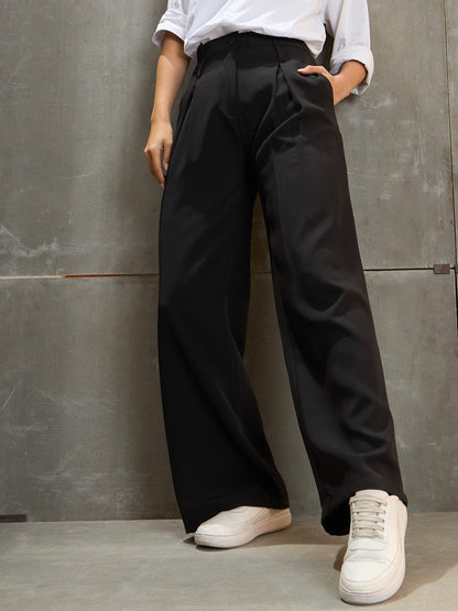 Women's Black Front Pleated High Rise Pan
