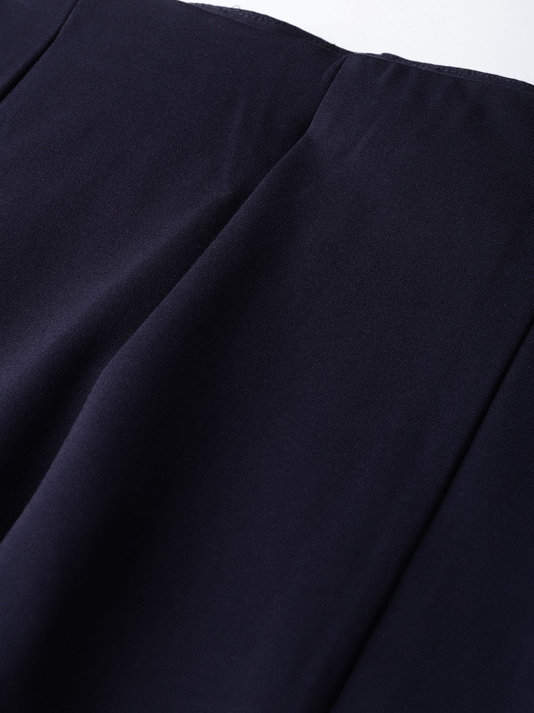 Women's Navy Pintuck Jegging