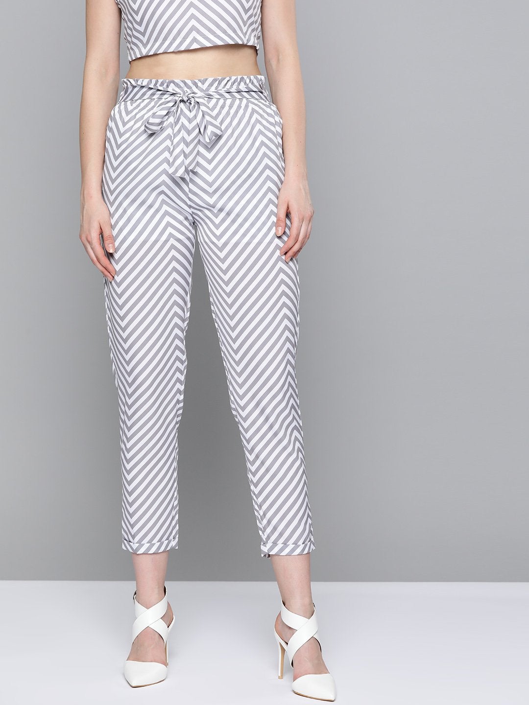 Women's Grey Chevron Tapered Belted Pant