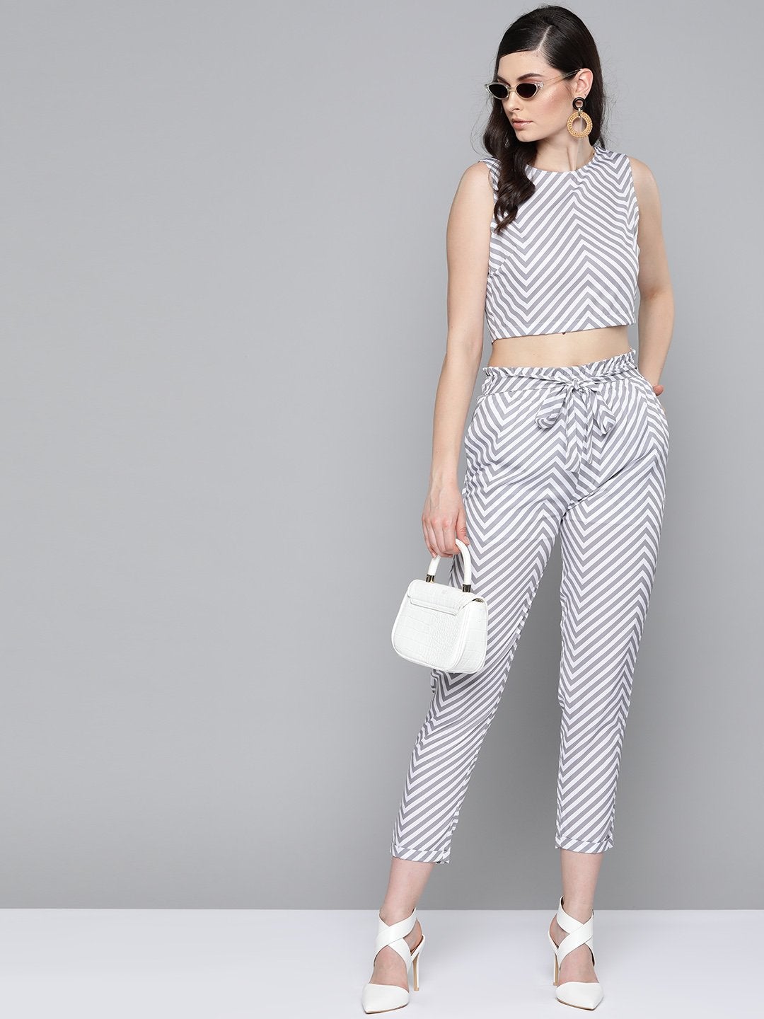 Women's Grey Chevron Tapered Belted Pant