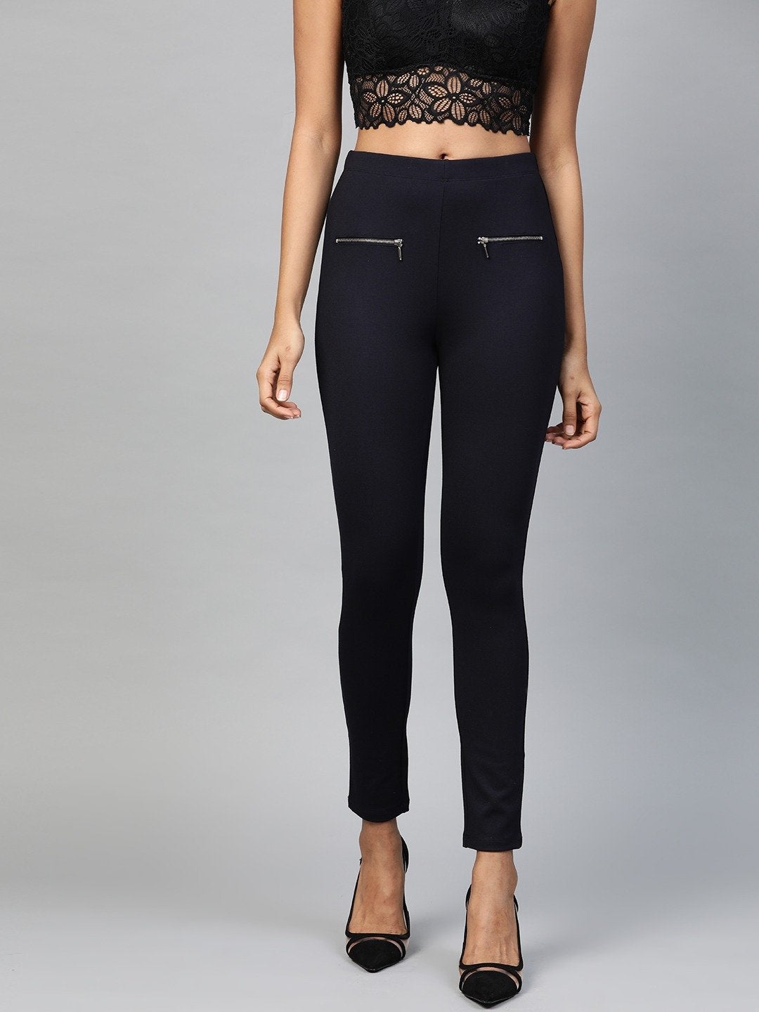 Women's Navy Pocket Chain Detail Jeggings