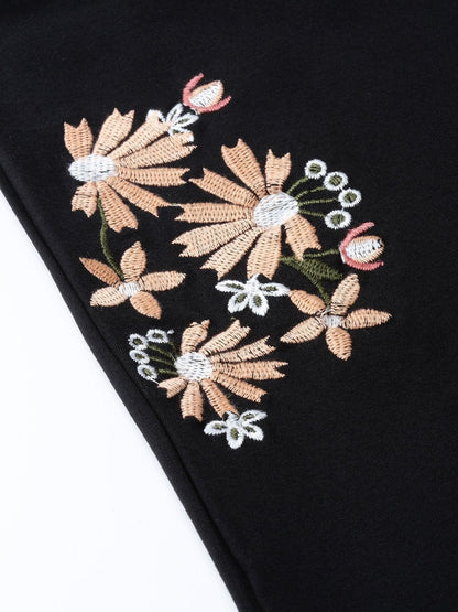 Women's Black Embroidered Jeggings