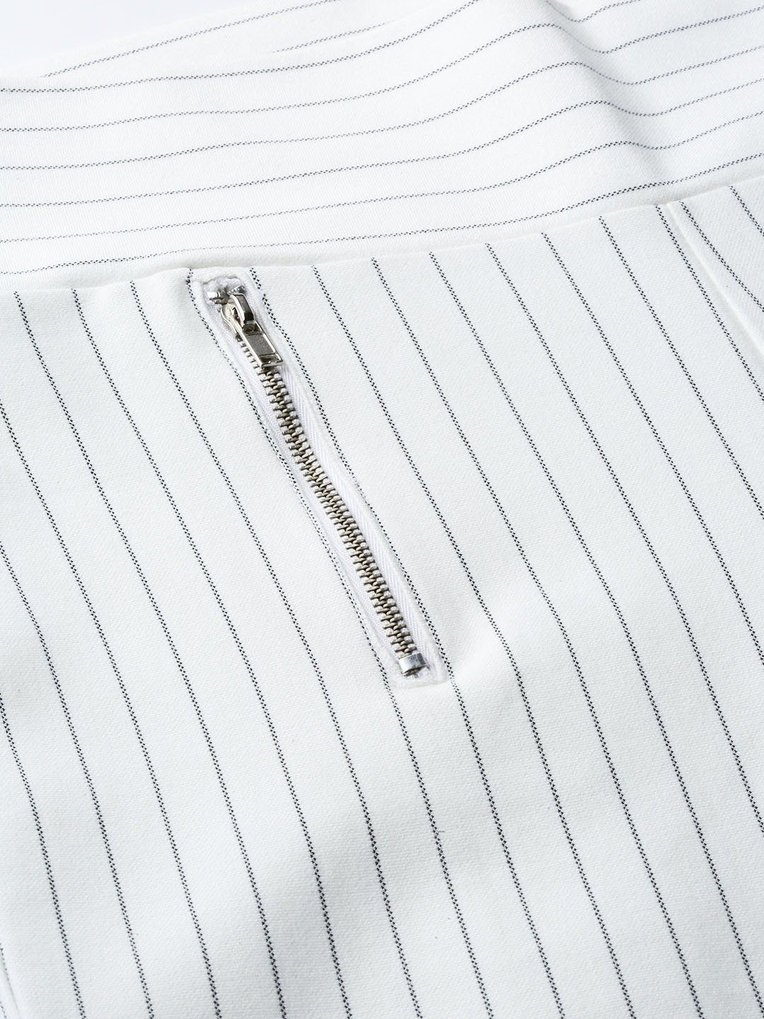 Women's White Side Zipper Striped Jeggings