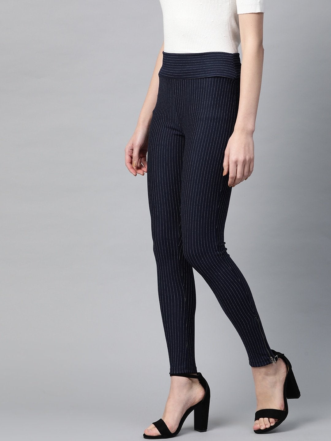 Women's Navy Zipper-At-Hem Striped Jeggings