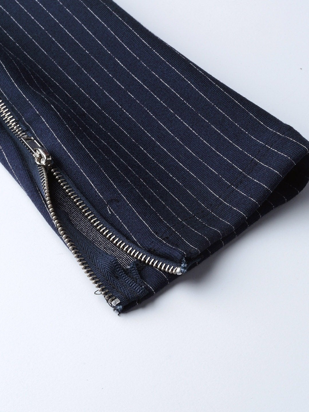 Women's Navy Zipper-At-Hem Striped Jeggings