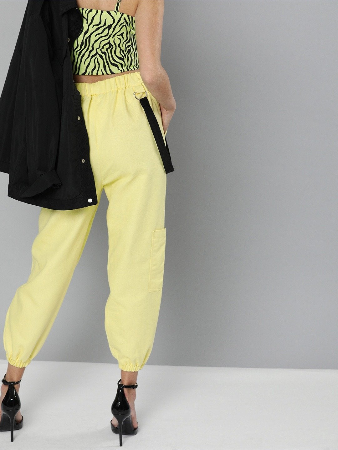 Women's Yellow Hip-Hop Streetwear Cargo Pants