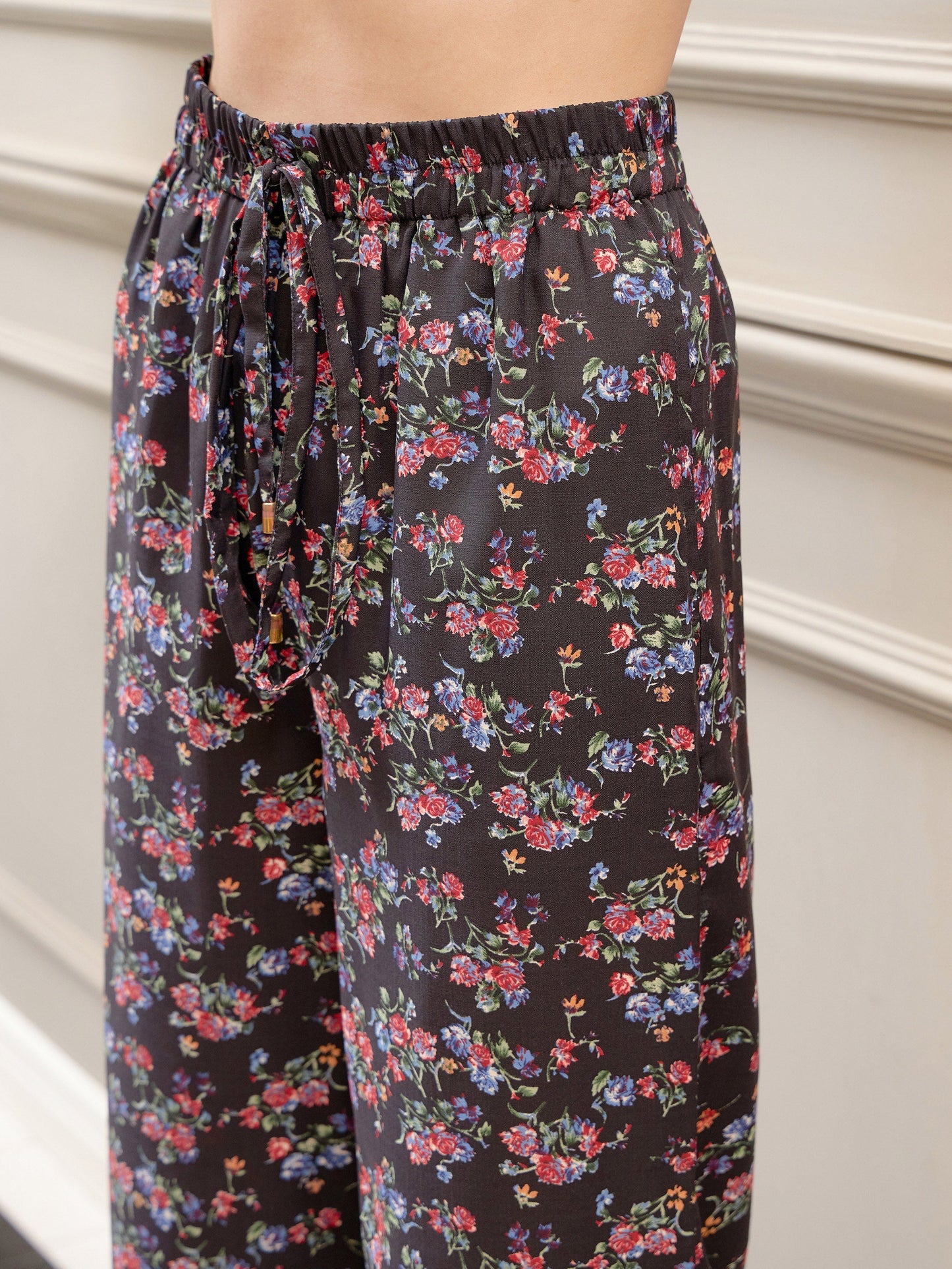 Women's Black Floral Longline Shrug With Lounge Pants & Rib Top