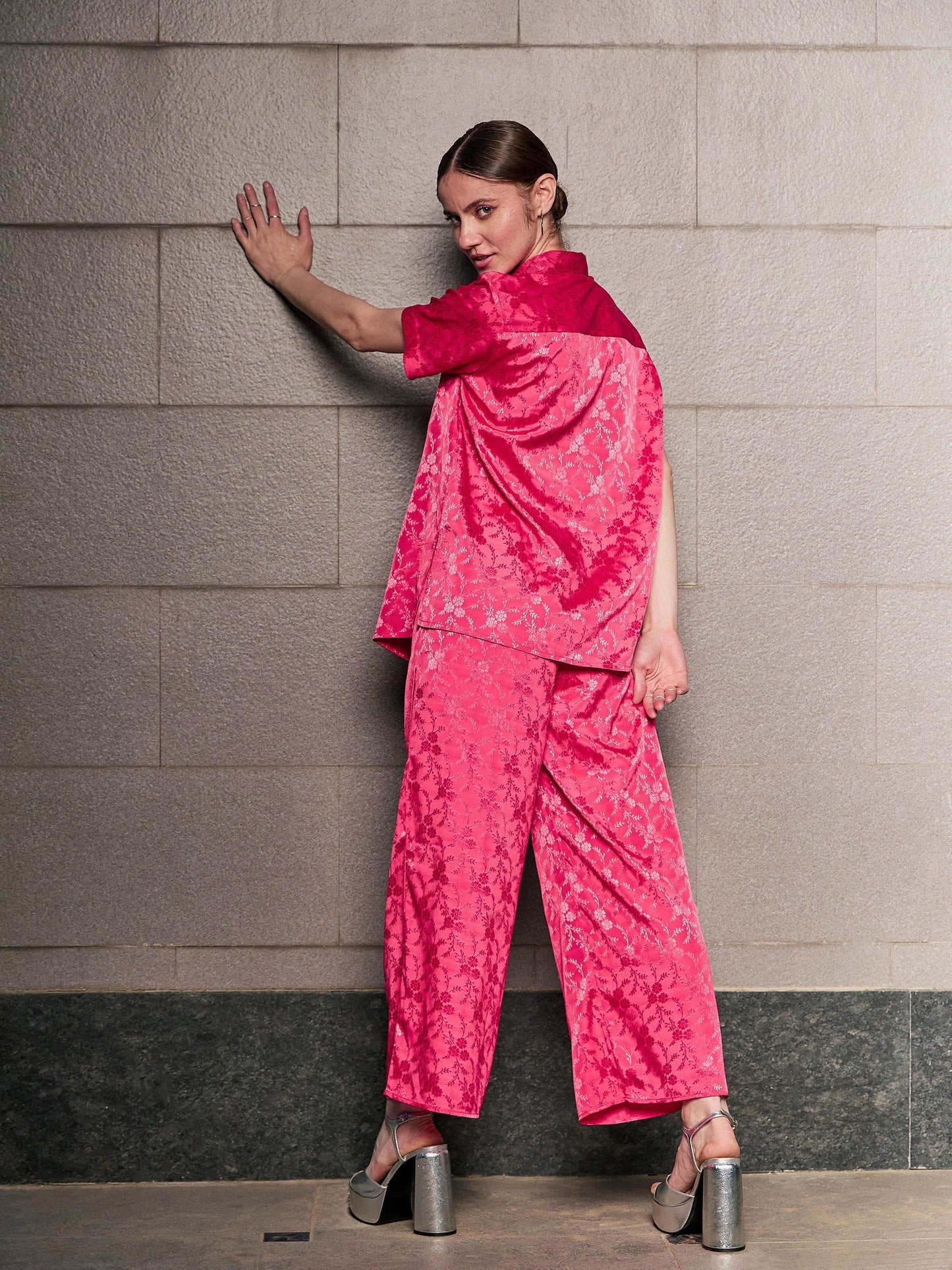 Women's Magenta Jacquard Loose Fit Shirt With Straight Pants