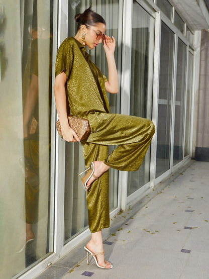 Women's Olive Jacquard Loose Fit Shirt With Straight Pants