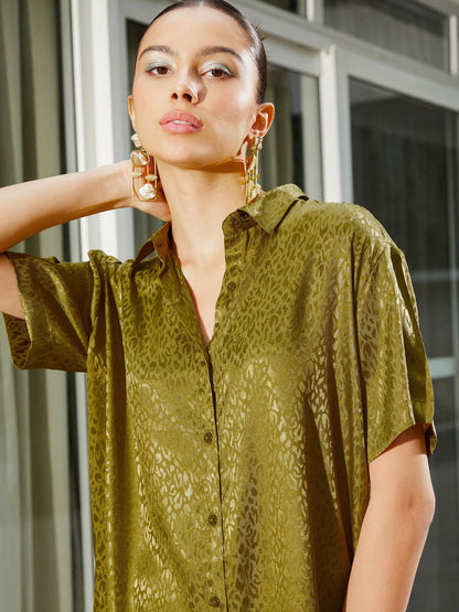 Women's Olive Jacquard Loose Fit Shirt With Straight Pants