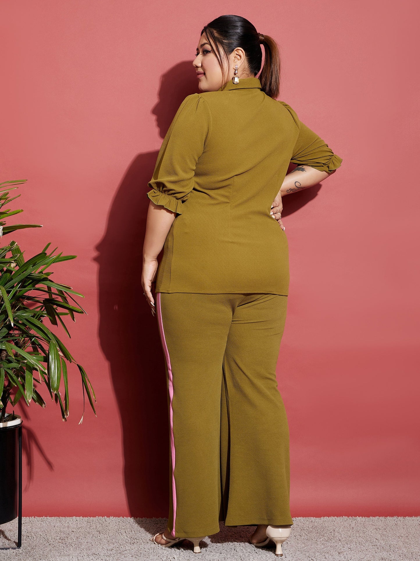 Women's Olive Ruched Shirt With Side Tape Pants