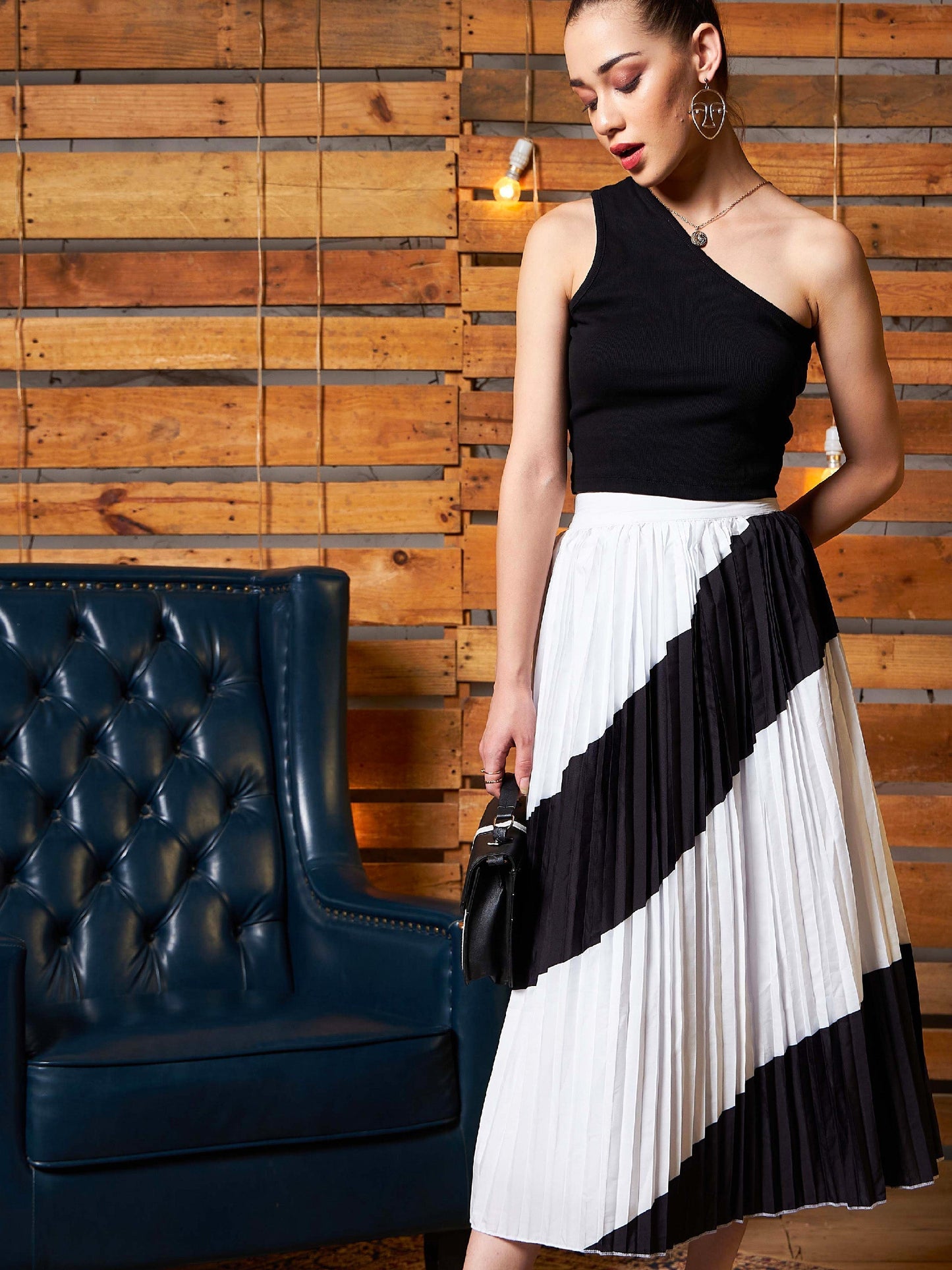 Women's Black Crop Top With Colour Block Pleated Skirt
