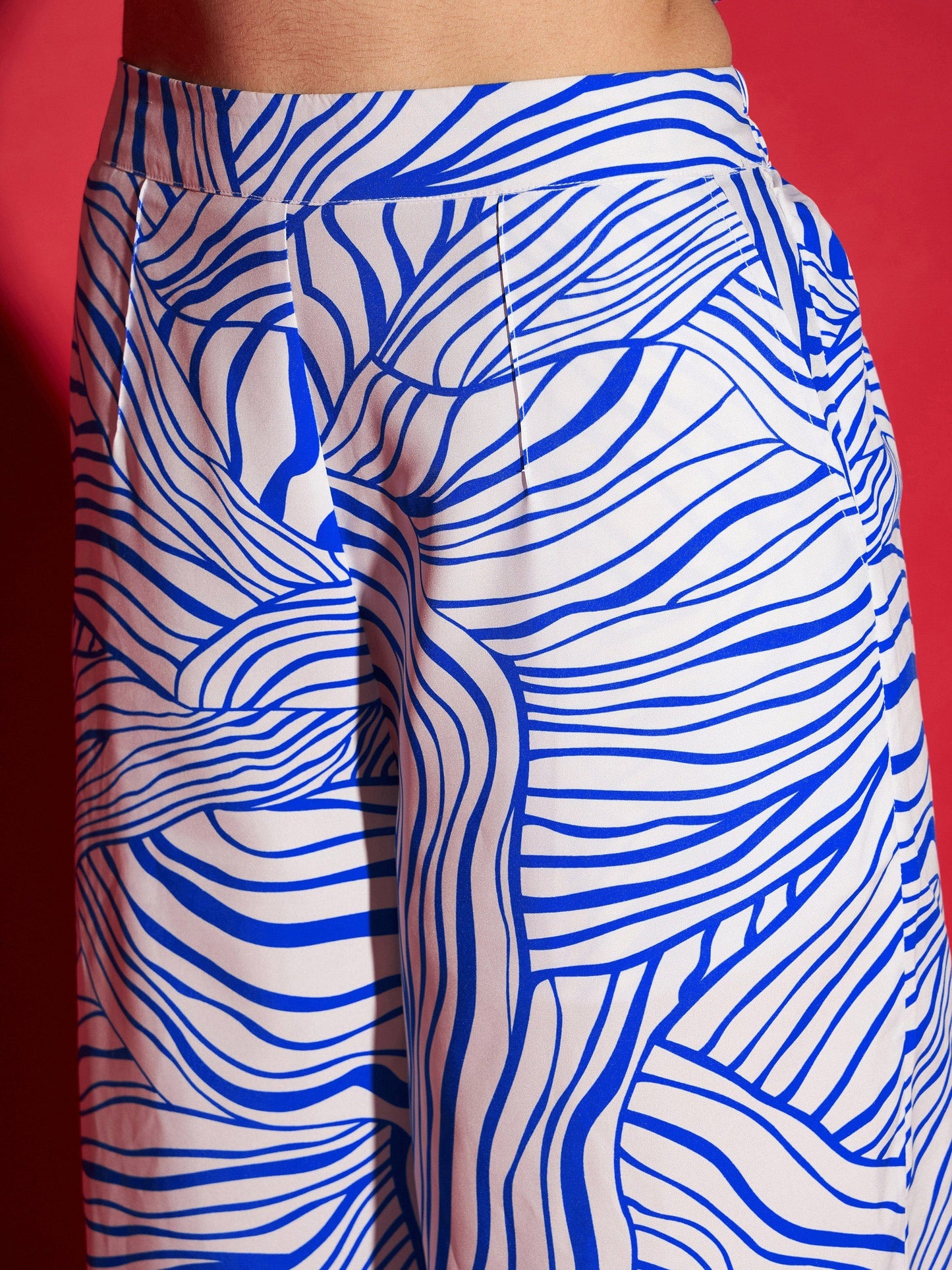 Women's Blue Abstract Print Crop Shirt With Straight Pants