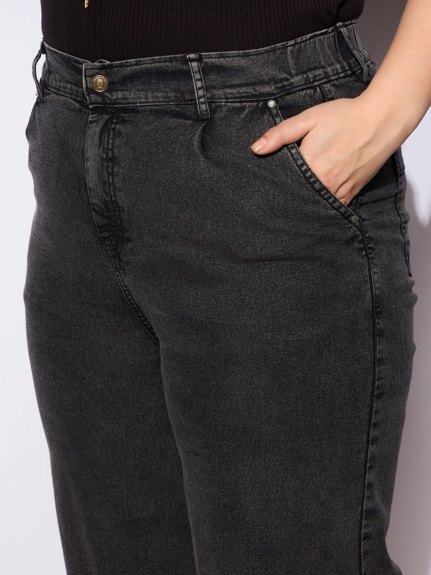 Women's Black Denim Bermuda Shor