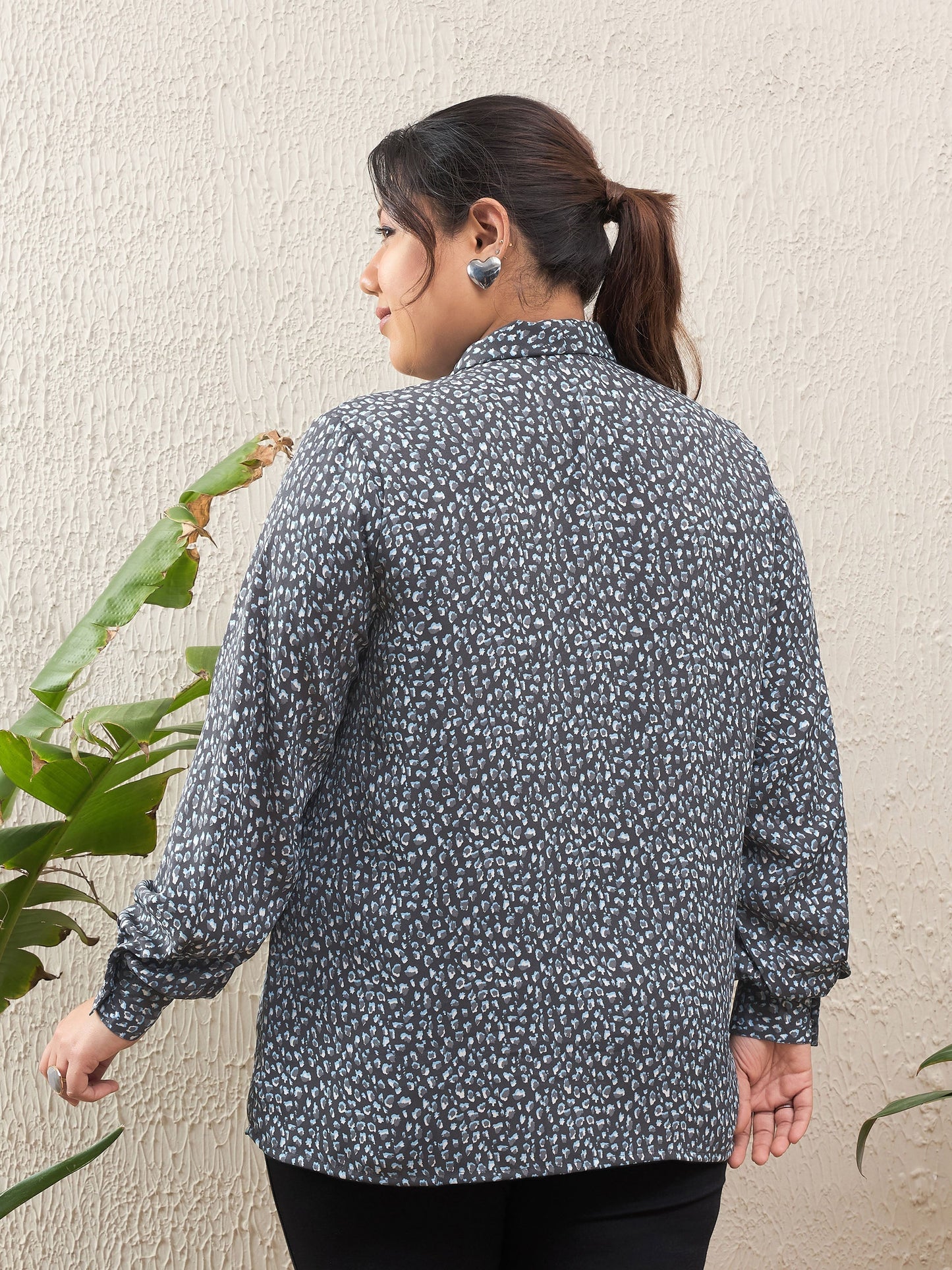 Women's Grey Animal Print Tie Knot Shi