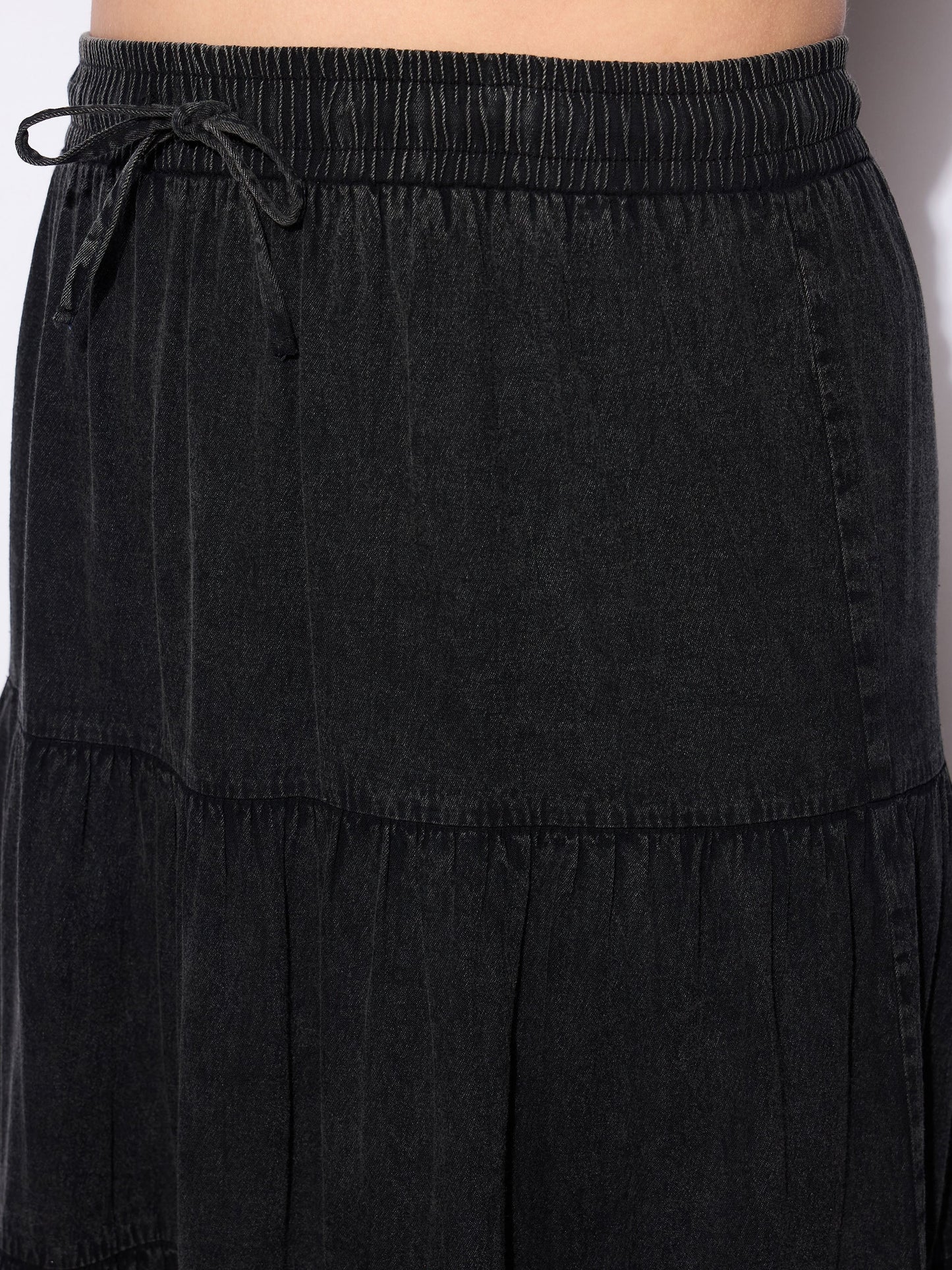 Women's Black Tencel Front Drawstring Tired Ski
