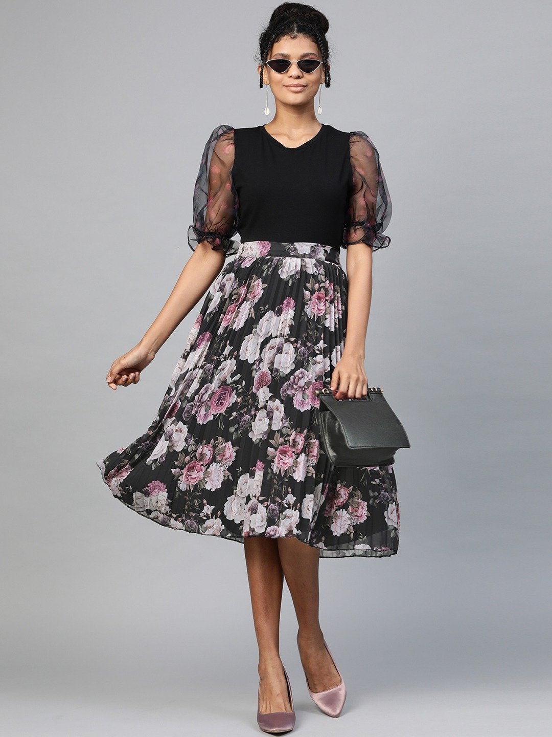 Women's Black Floral Pleated Skirt
