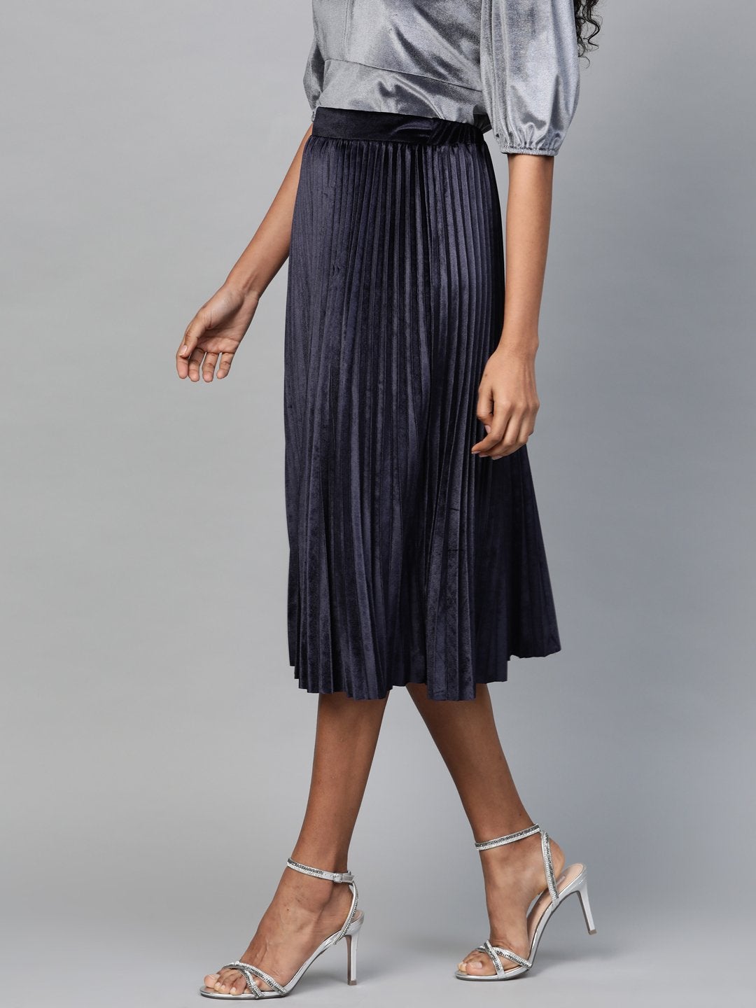 Women's Navy Velvet Pleated Midi Skirt