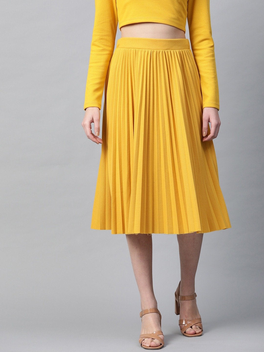 Women's Mustard Rib Pleated Skirt