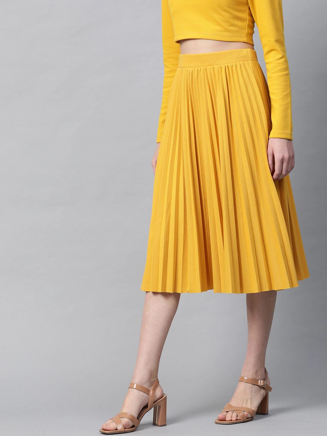 Women's Mustard Rib Pleated Skirt
