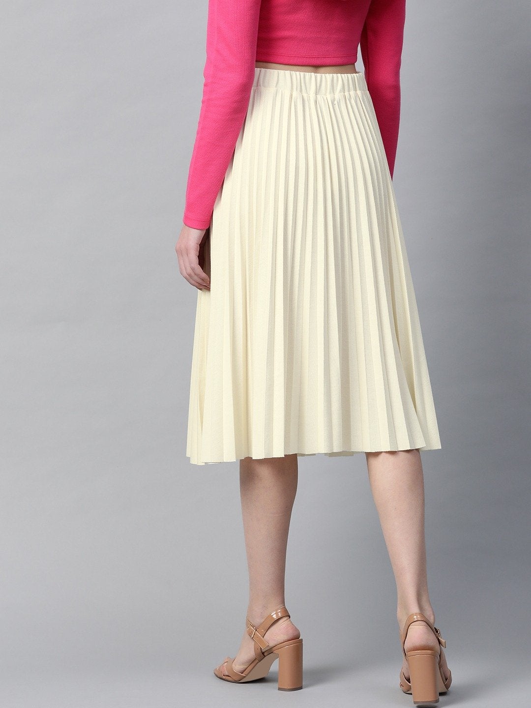Women's Off White Rib Pleated Skirt