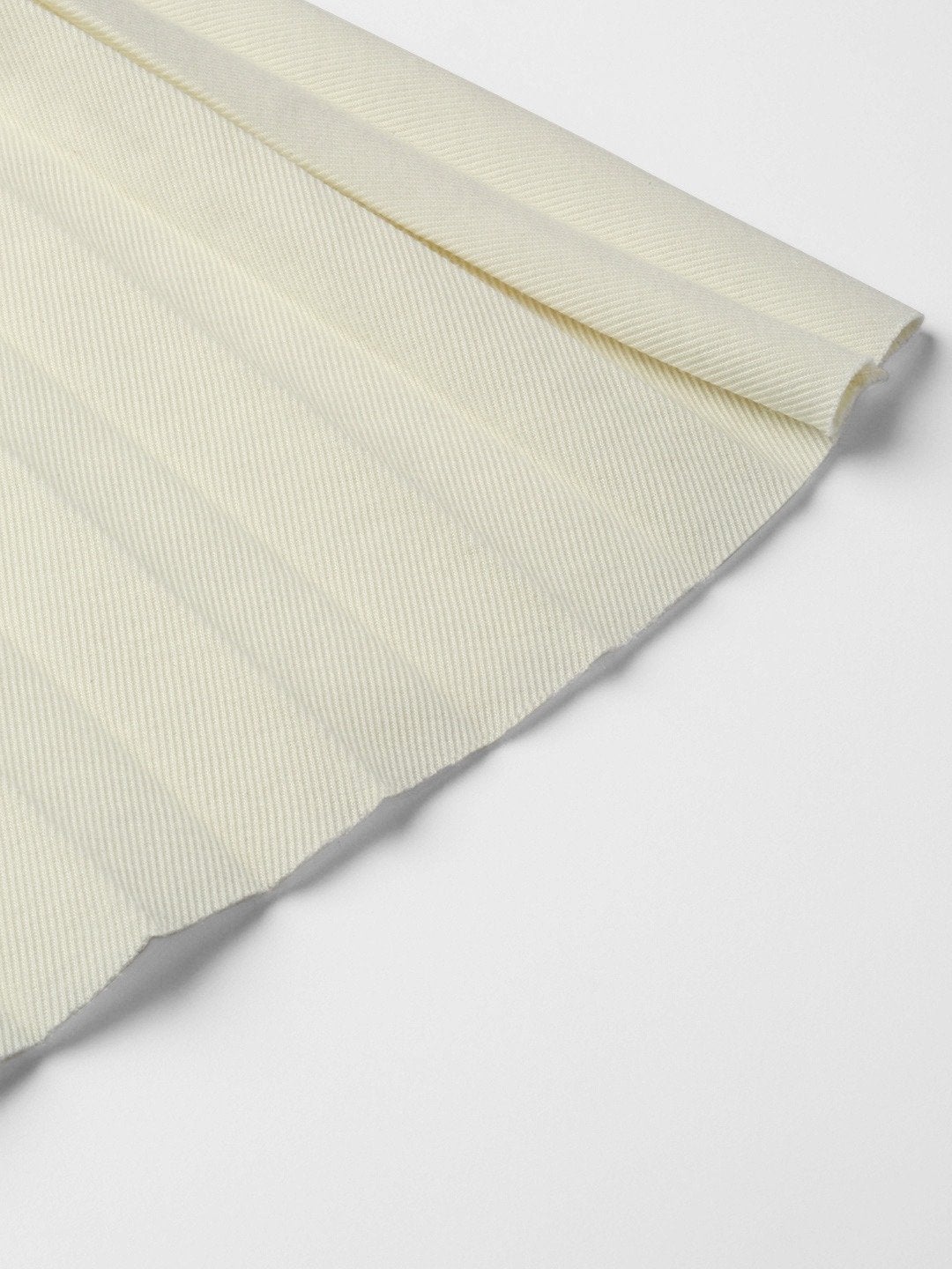 Women's Off White Rib Pleated Skirt