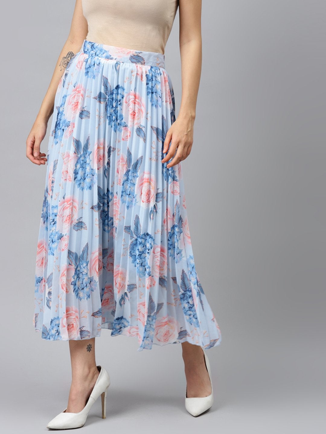 Women's Light Blue Floral Pleated Maxi Skirt