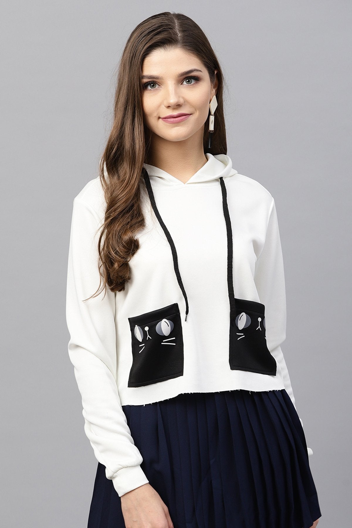 Women's Off White Printed Pocket Crop Hoodie