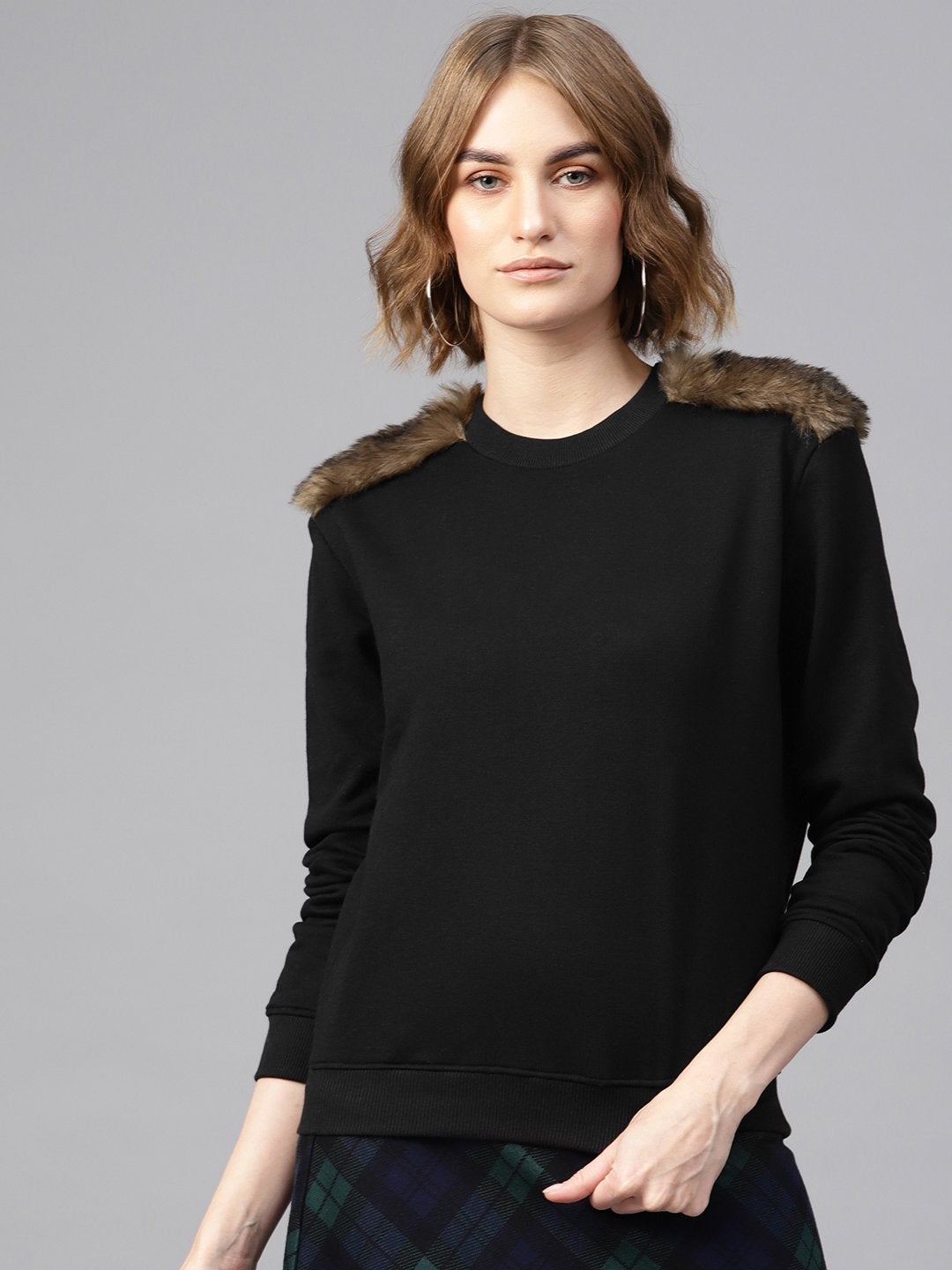 Women's Black Fur Shoulder Patch Sweatshirt