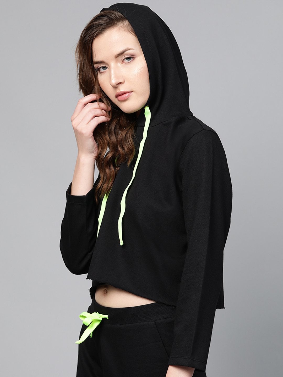 Women's Black Boxy Crop Sweatshirt Hoodie
