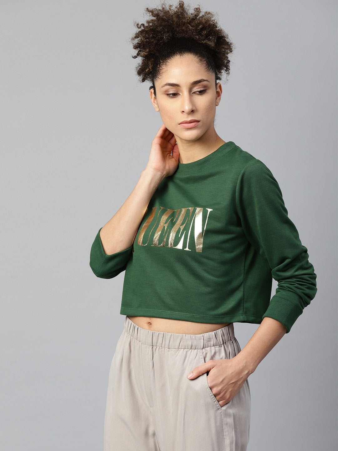 Women's Green Queen-Print Crop Sweatshirt