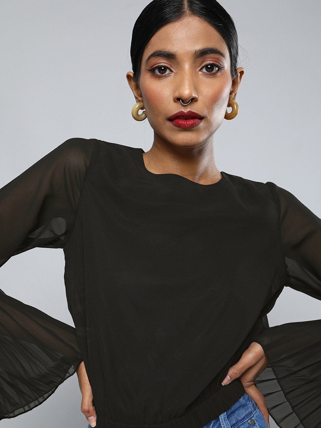 Women's Black Pleated-Sleeves Crop Top