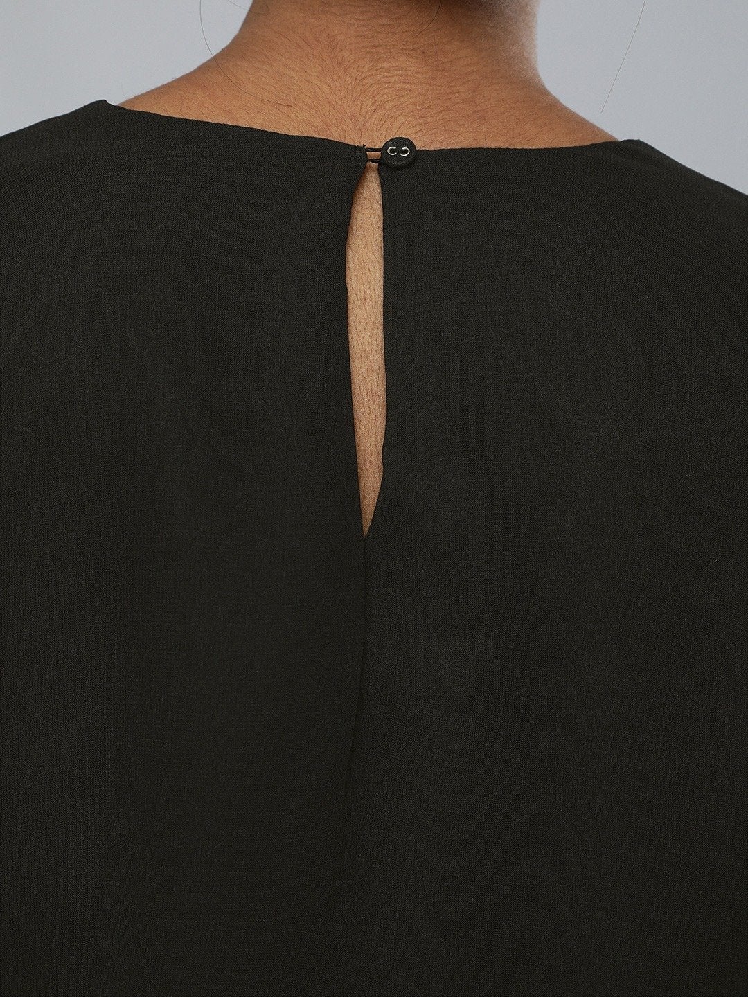 Women's Black Pleated-Sleeves Crop Top