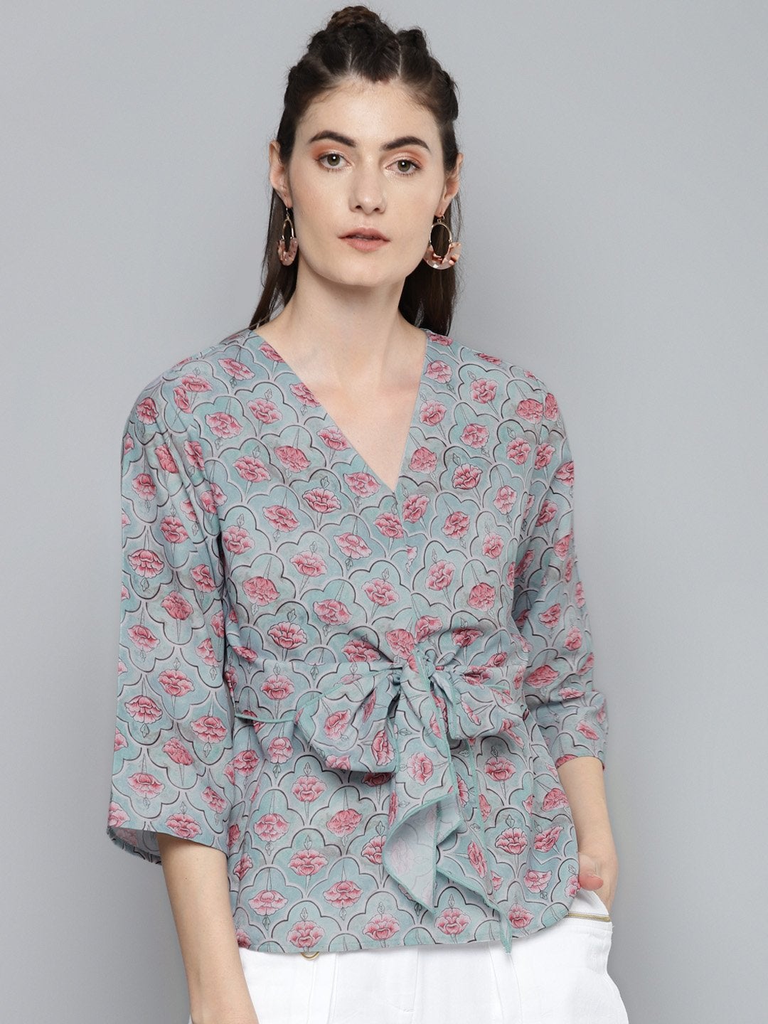Women's Blue & Pink Floral Front Knot Top