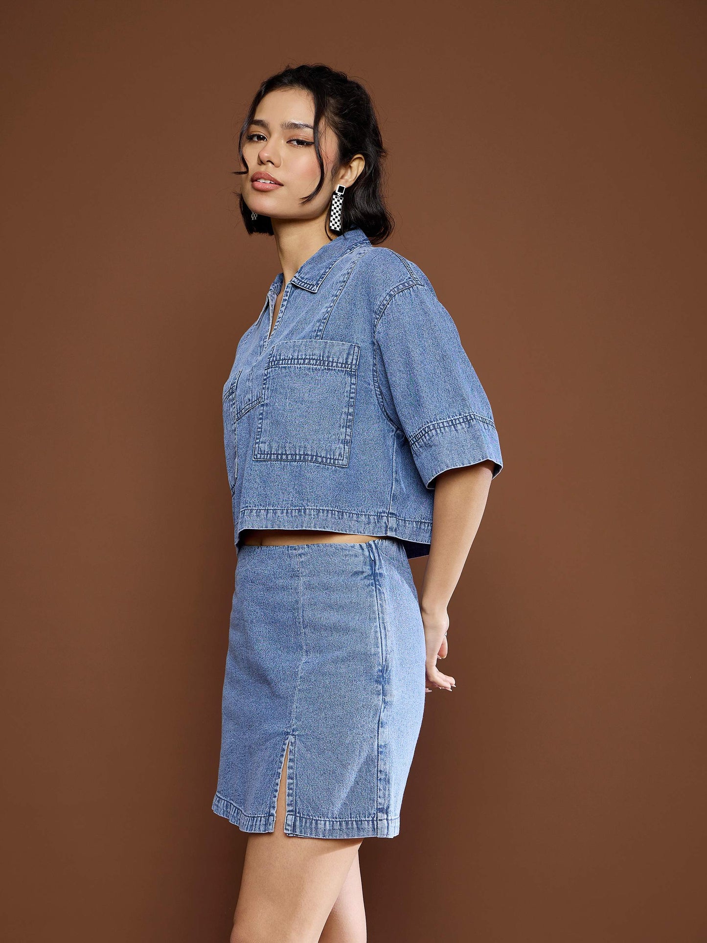 Women's Blue Blast Denim Patch Pocket Crop Top With Skor