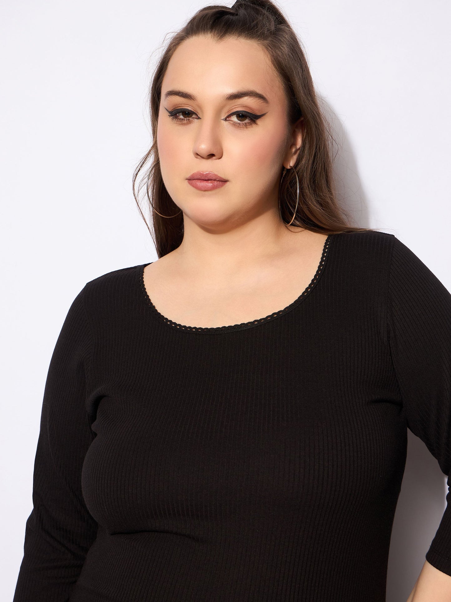 Women's Black Rib Round Neck Lace Detail T