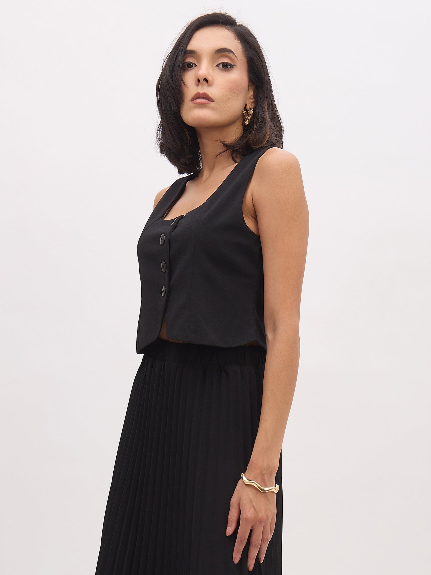 Women's Black Sleeveless Front Button Waistcoat