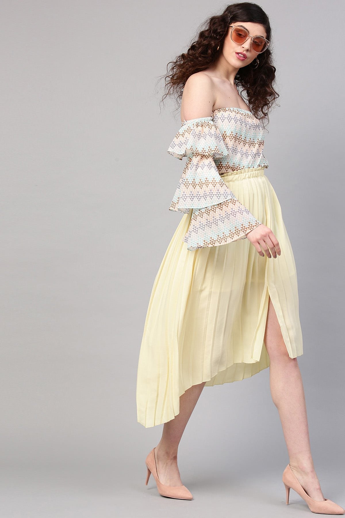 Women's Geometric Pattern Off Shoulder Tiered Sleeves Top