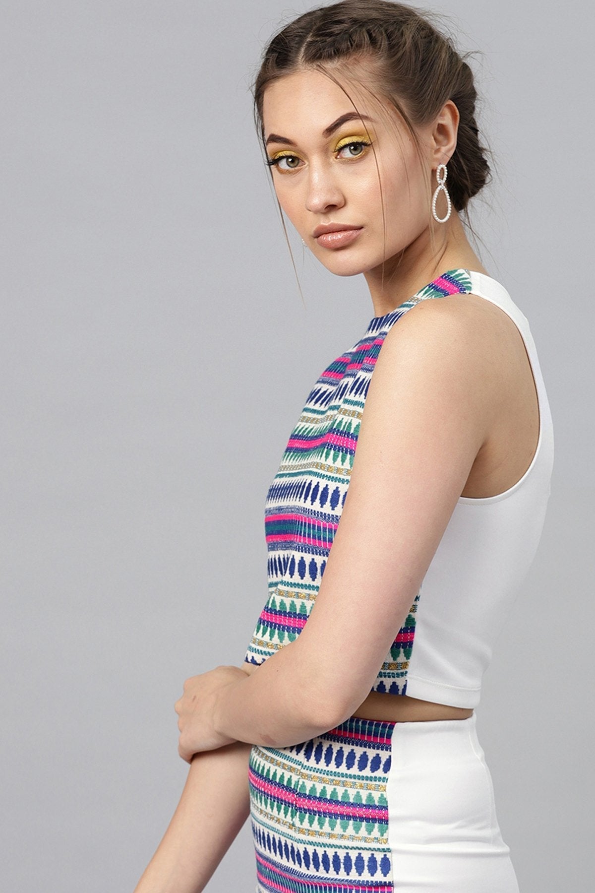 Women's White Sleeveless Jacquard Crop Top