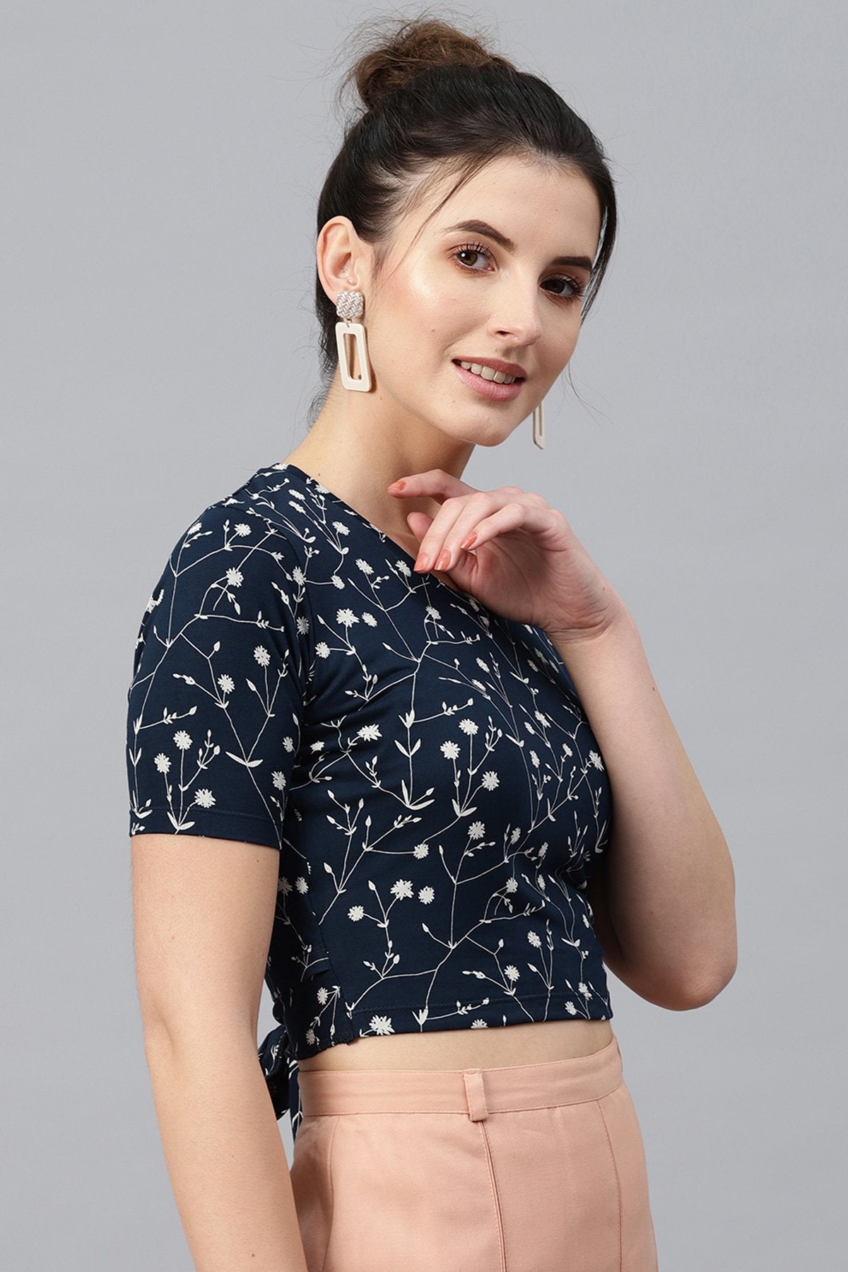 Women's Navy Floral Back Knot Crop Top