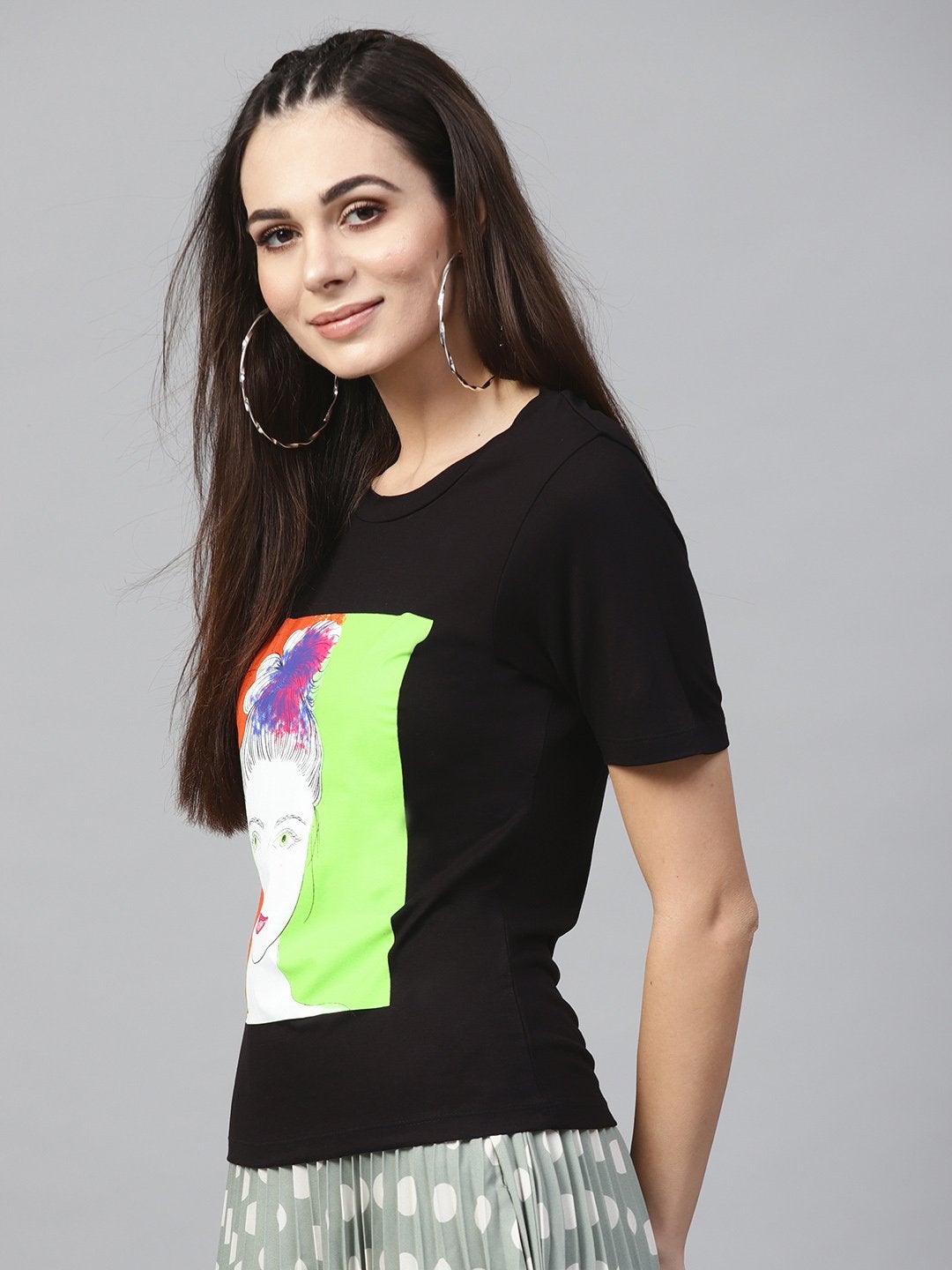 Women's Black Girl Face Round Neck Tee