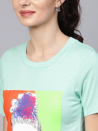 Women's Mint Girl Face Round Neck Tee