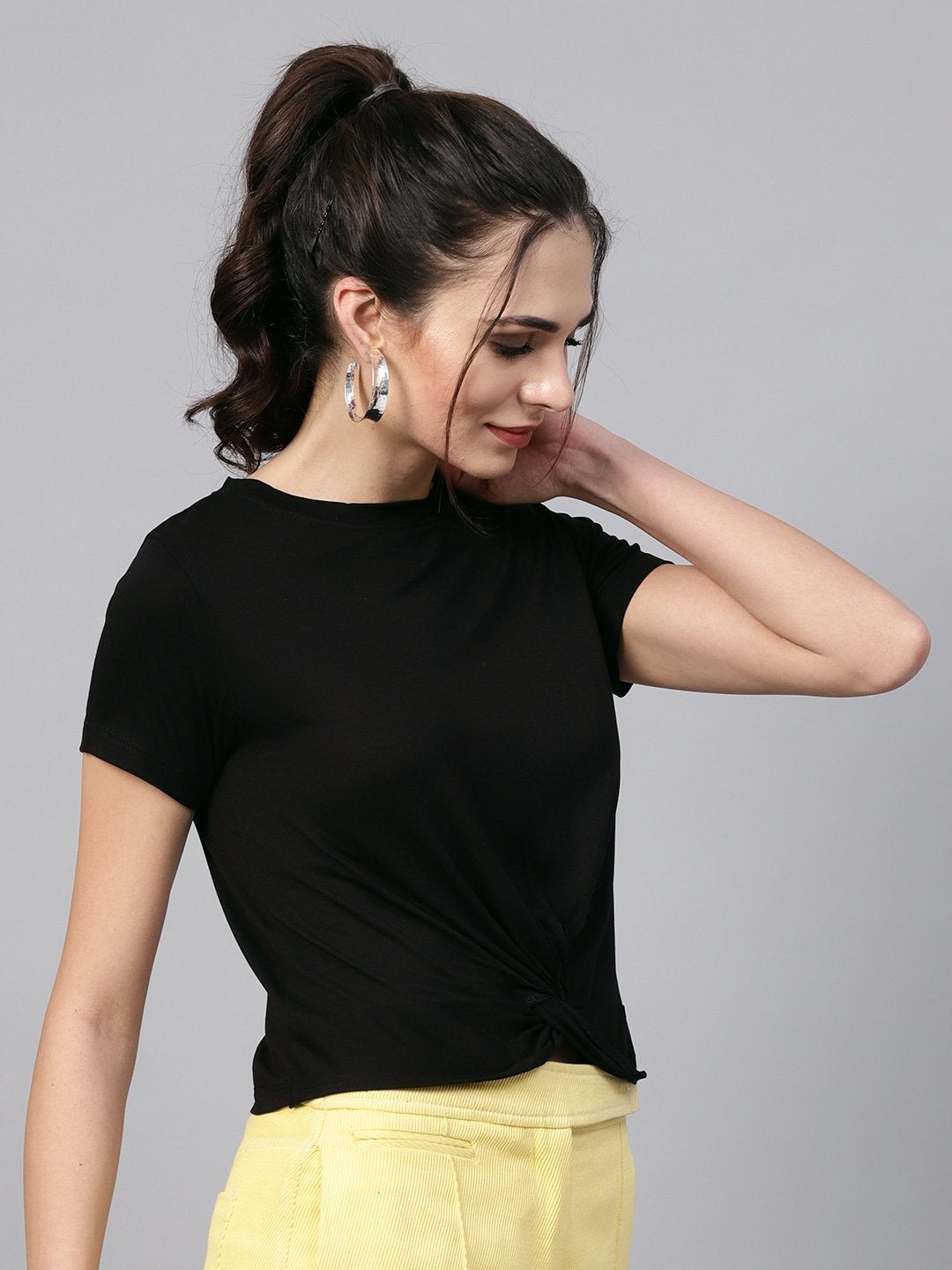 Women's Black Knot Hem Crop Tee