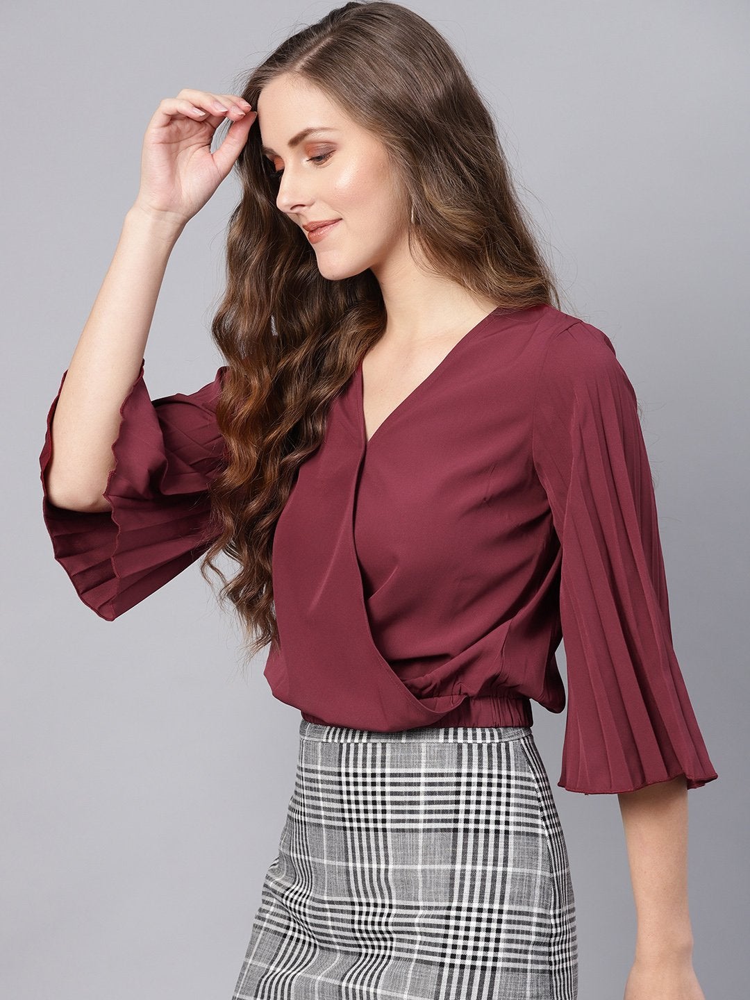 Women's Burgundy Wrap Pleated Flared Sleeve Crop Top